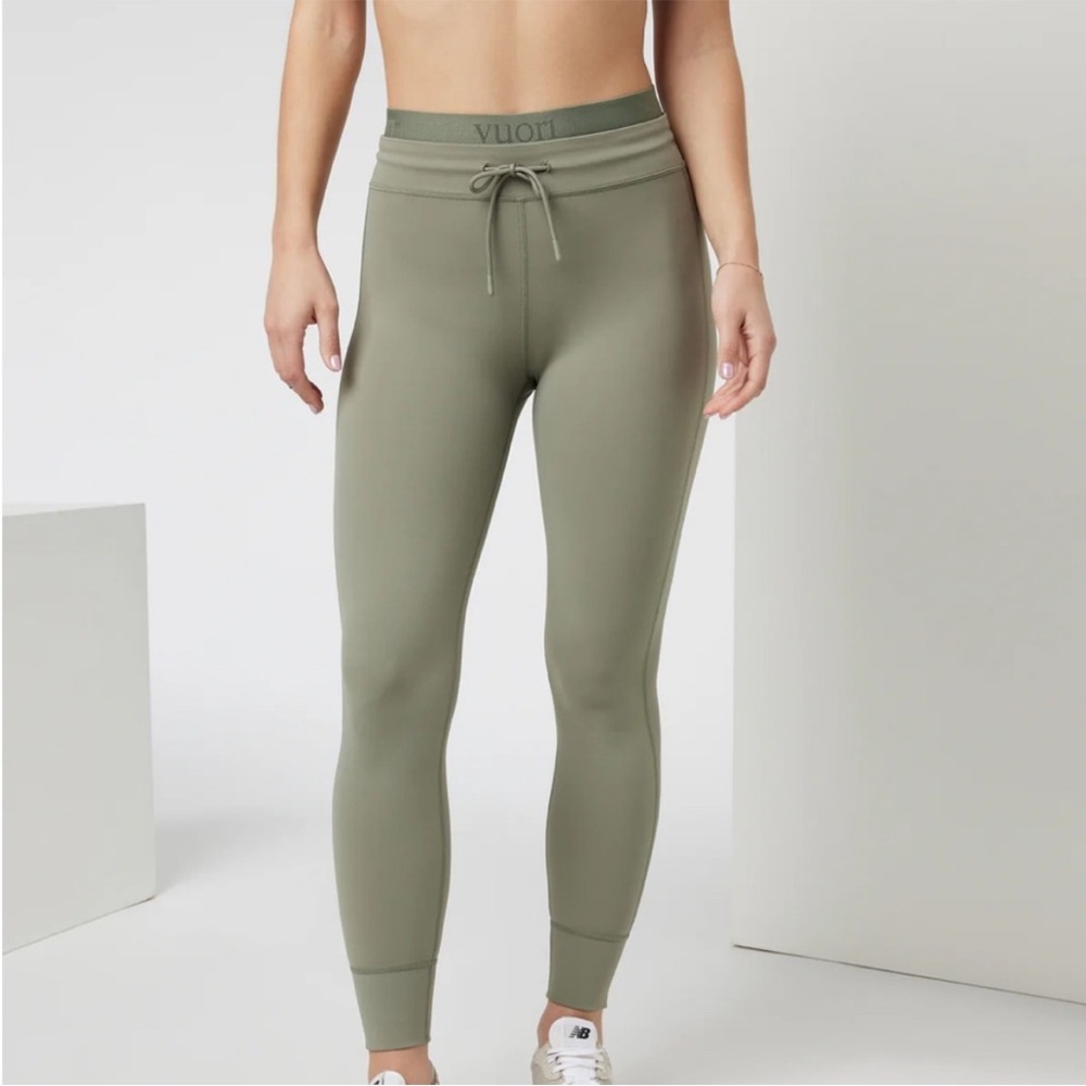 NWOT Vuori Elevate Leggings